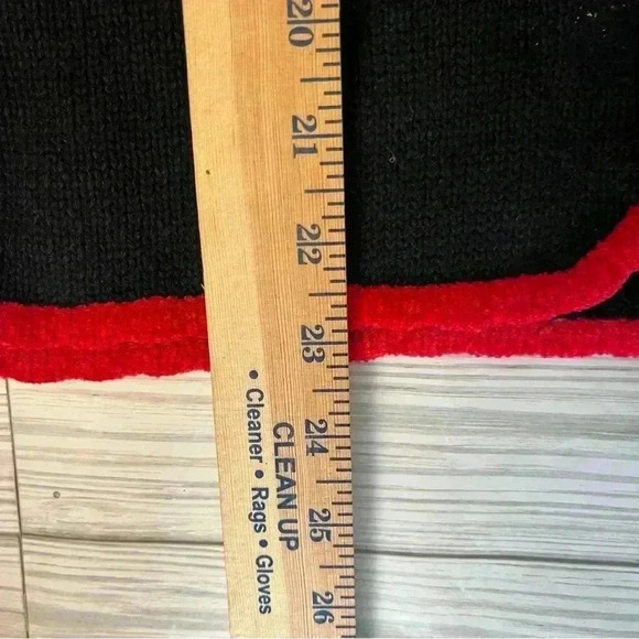 Vintage Designs Orginal Poinsettia Christmas Sweater - Picture 5 of 5